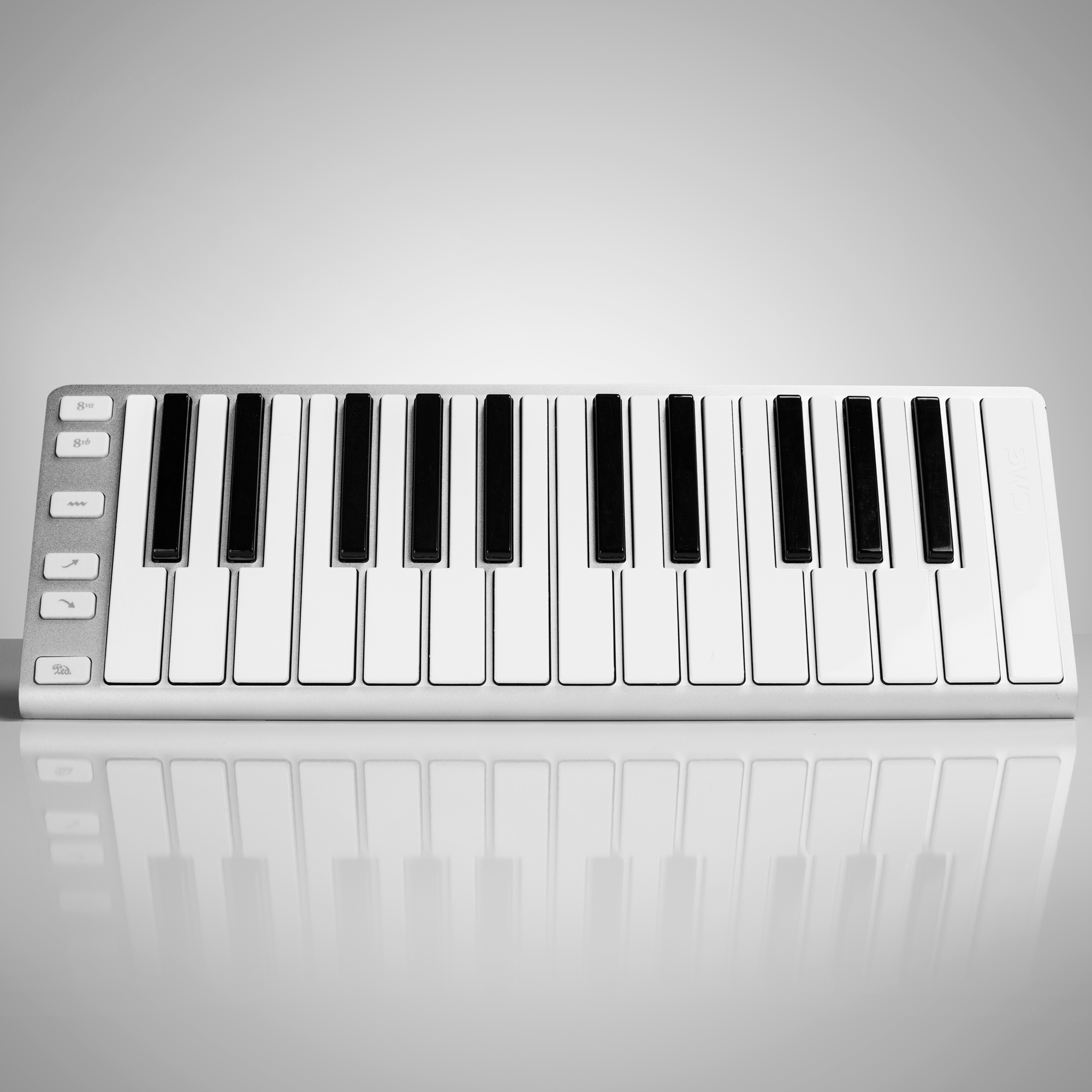Xkey 25 USB gallery 1