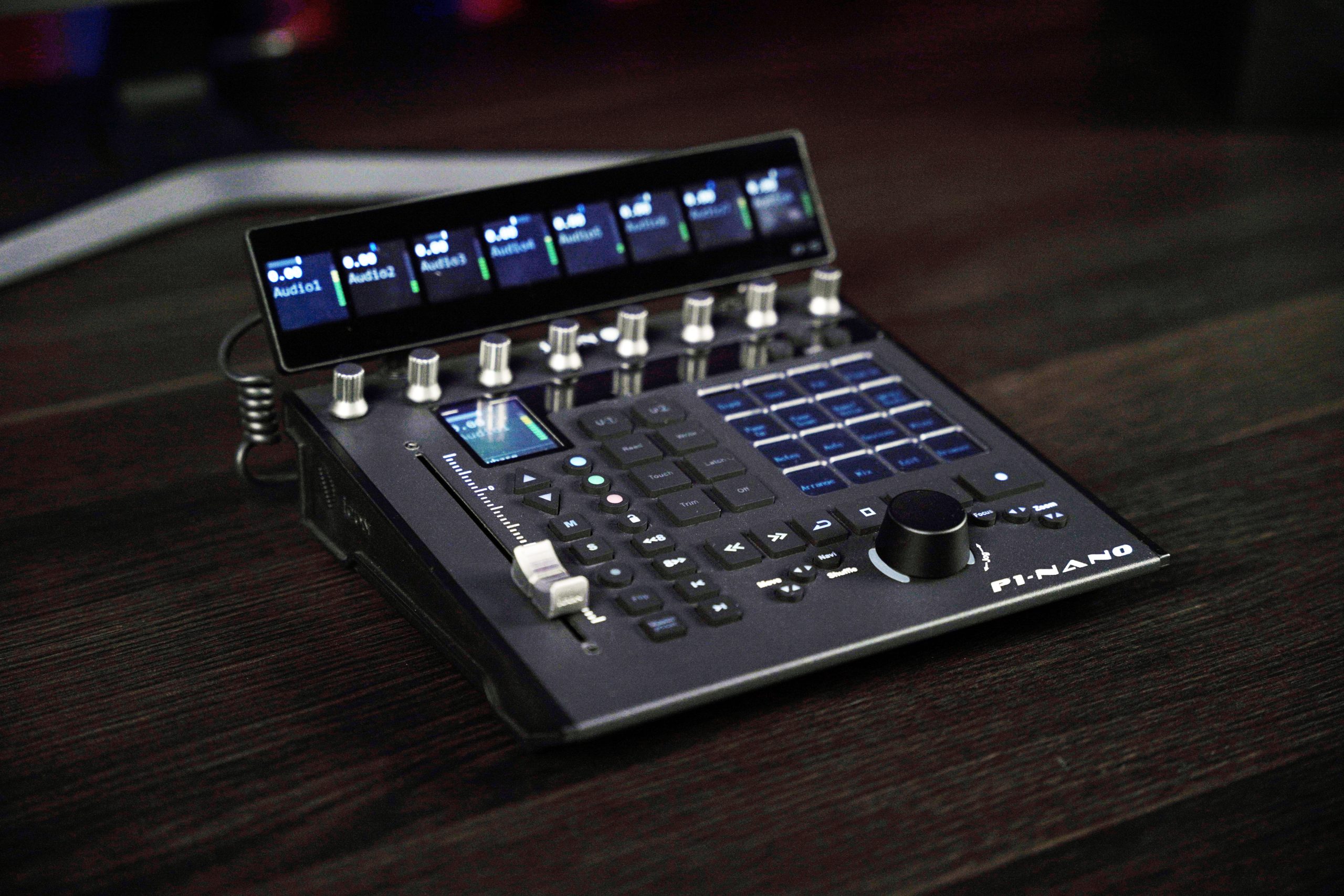 iCON Pro Audio P1-Nano Compact DAW Control Surface with Motorized Fader gallery 6