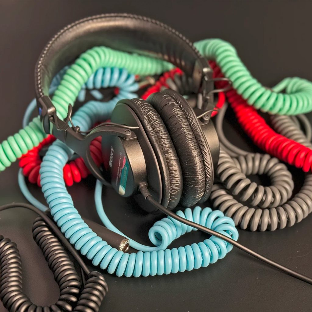 Pig Hog :: Hex Series Coiled Headphone Extension Cables
