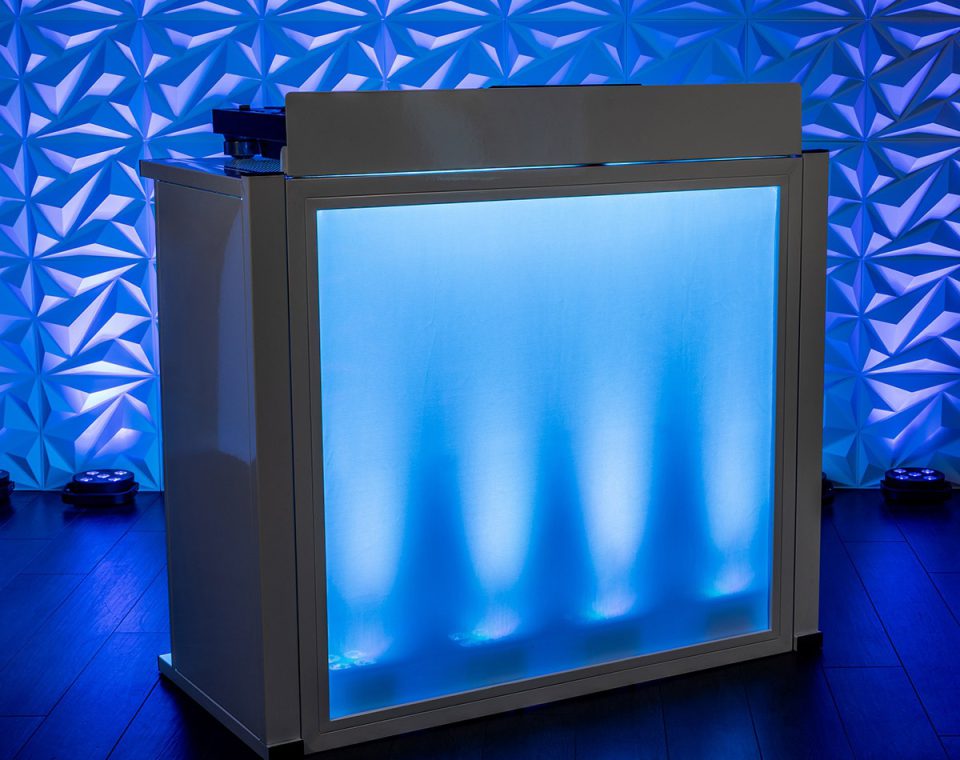 Meet the Headliner Solana Portable DJ Booth featured image