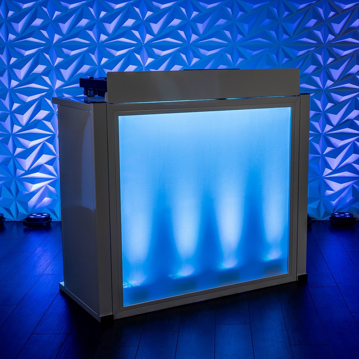 Meet the Headliner Solana Portable DJ Booth featured image