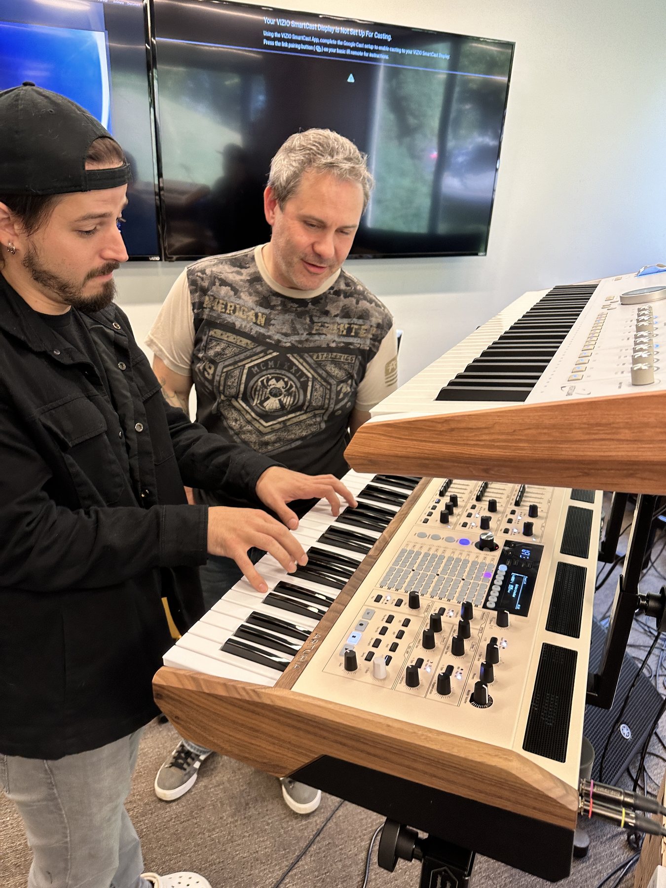 Hands-on Arturia product demonstration with dealers